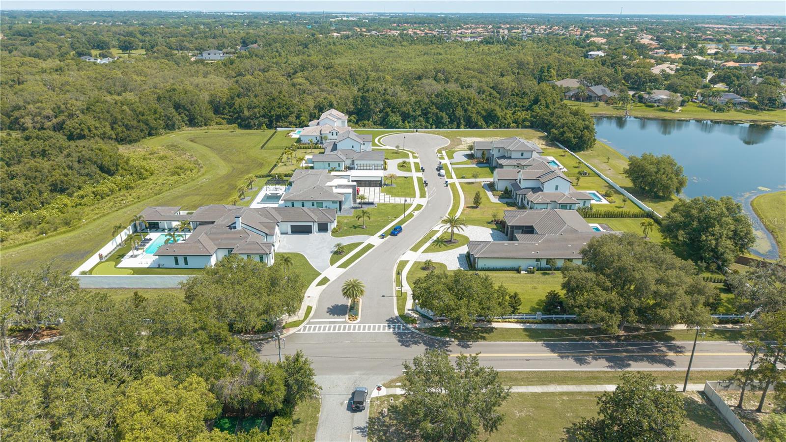 2504 Windermere Reserve Ct