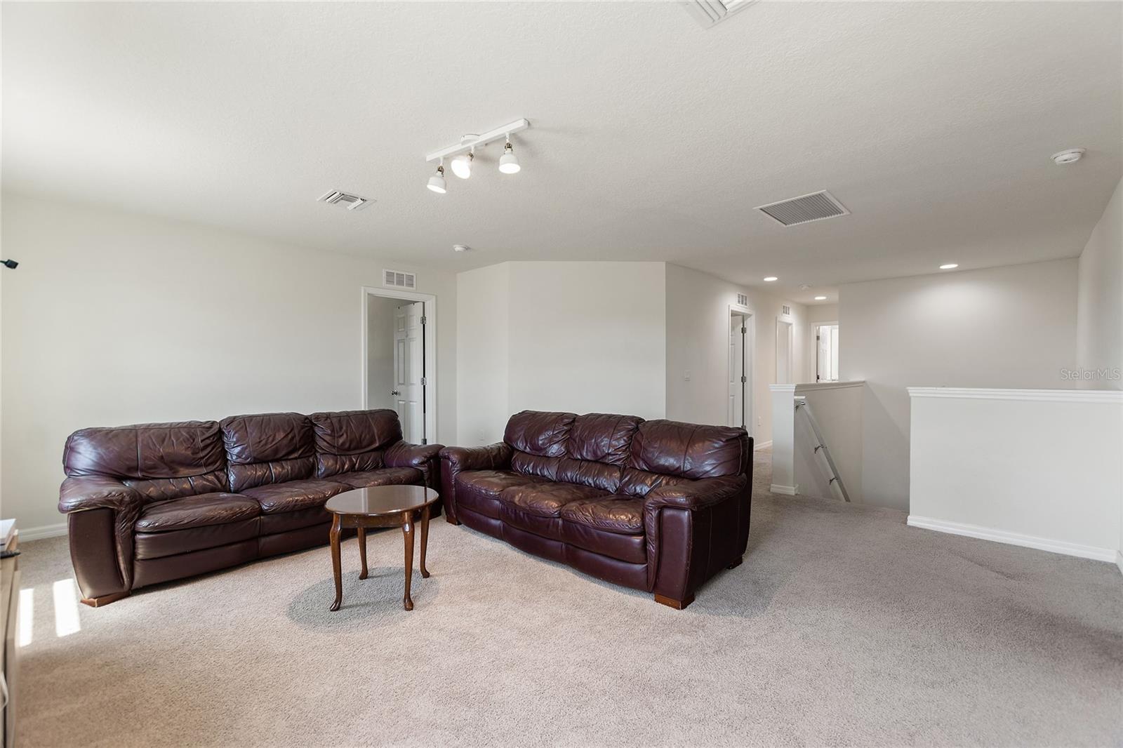 17244 Goldcrest Loop