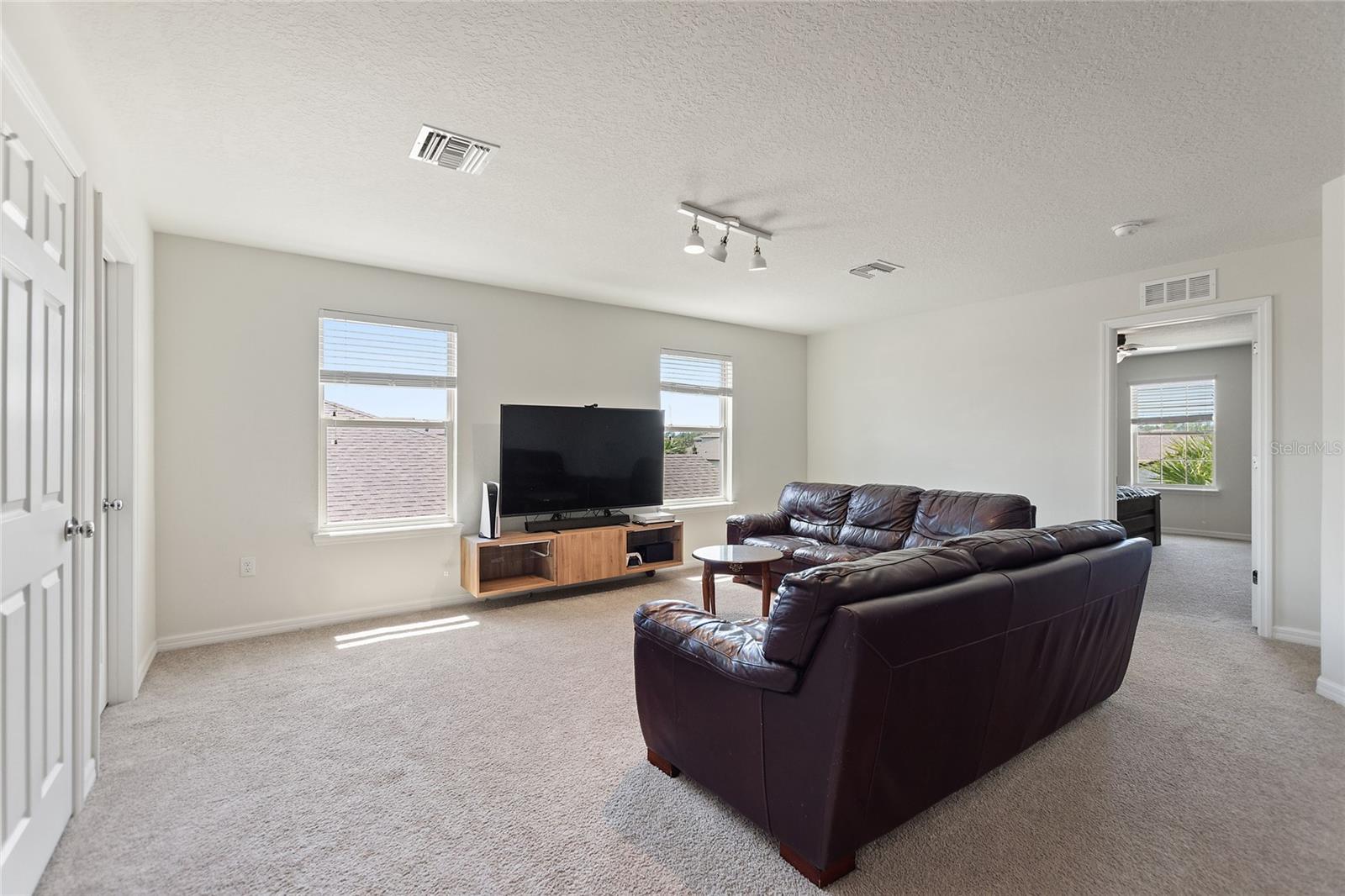 17244 Goldcrest Loop