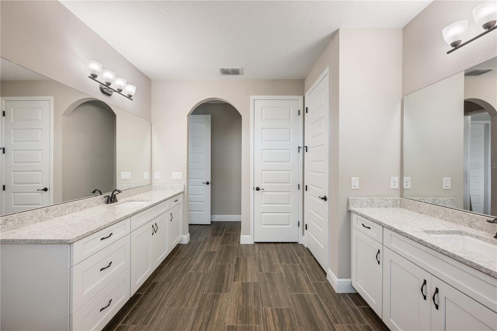 10180 Merrymeeting Bay Dr