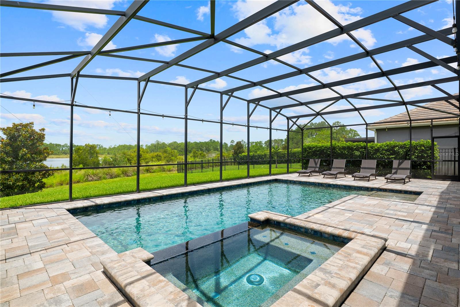 10180 Merrymeeting Bay Dr