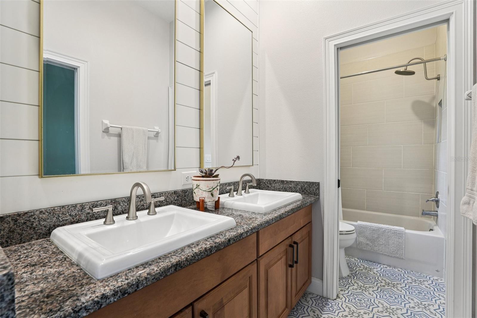 11709 Camden Park Dr