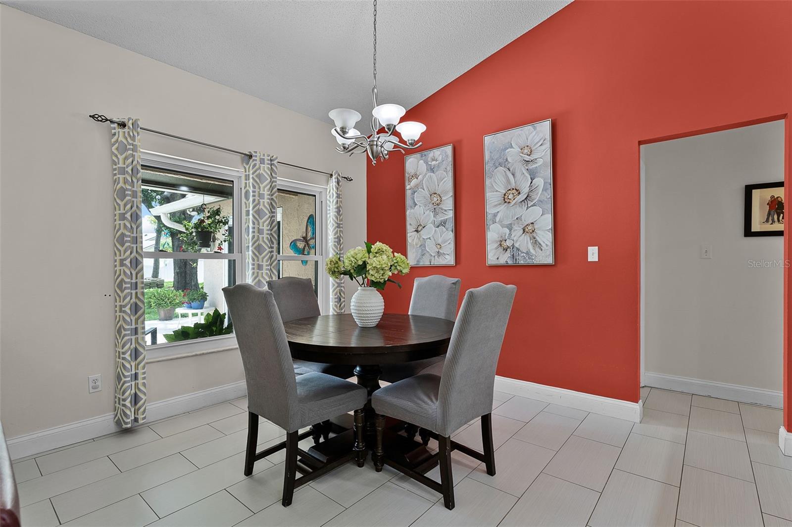 904 WESSON DR