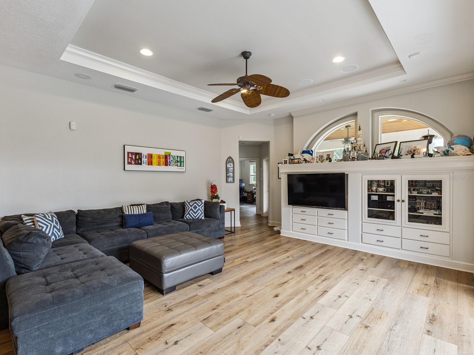 5232 Tildens Grove Blvd