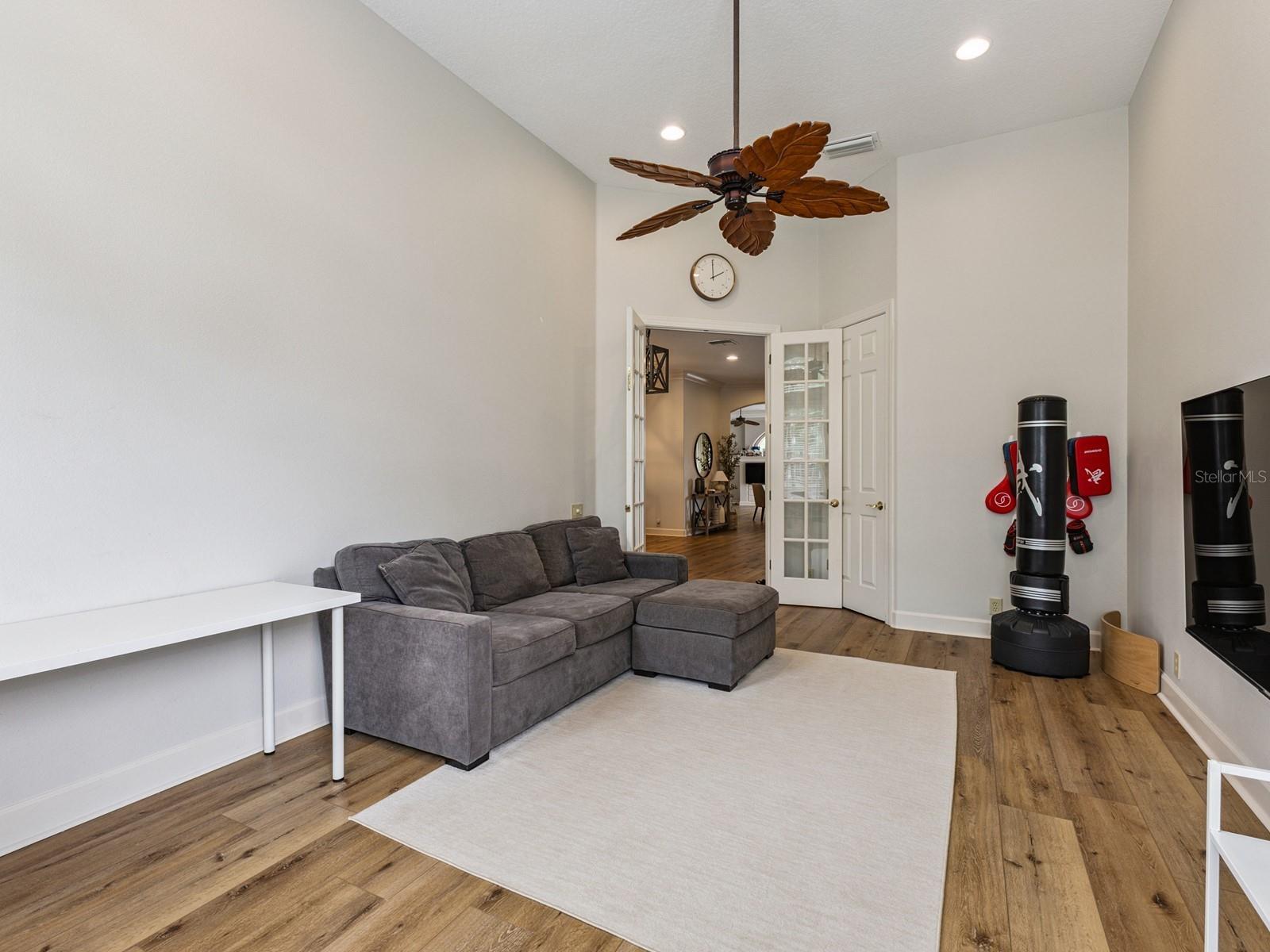 5232 Tildens Grove Blvd