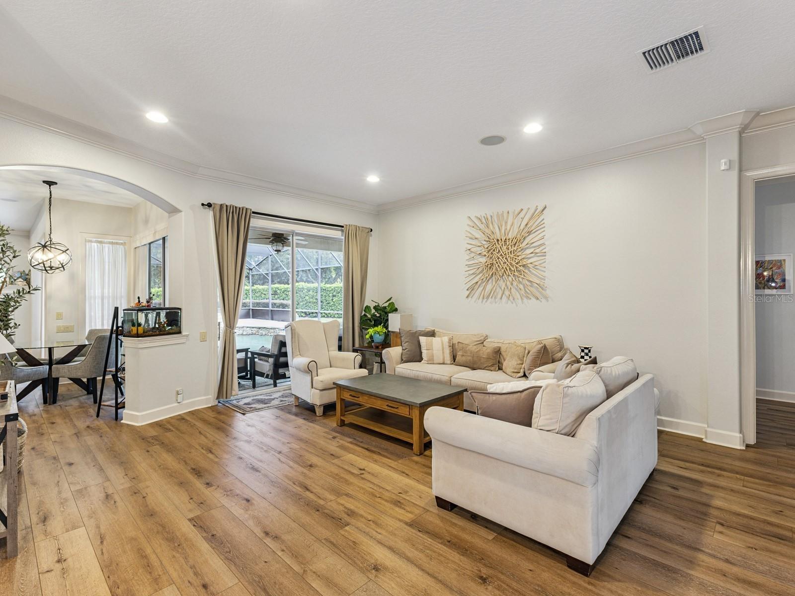 5232 Tildens Grove Blvd