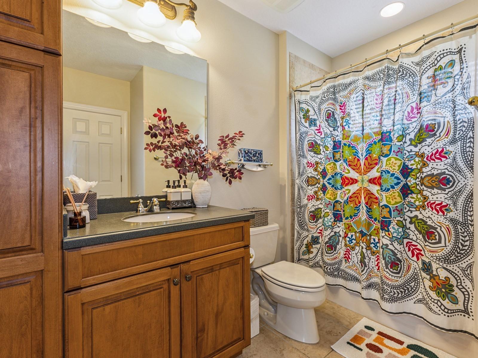 5232 Tildens Grove Blvd