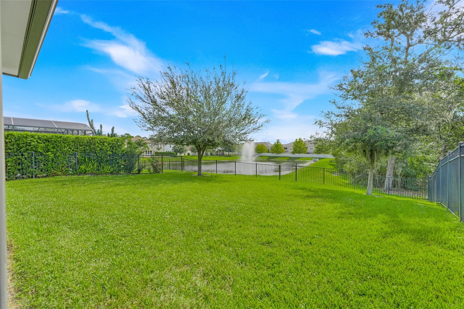 8337 VIVARO ISLE WAY