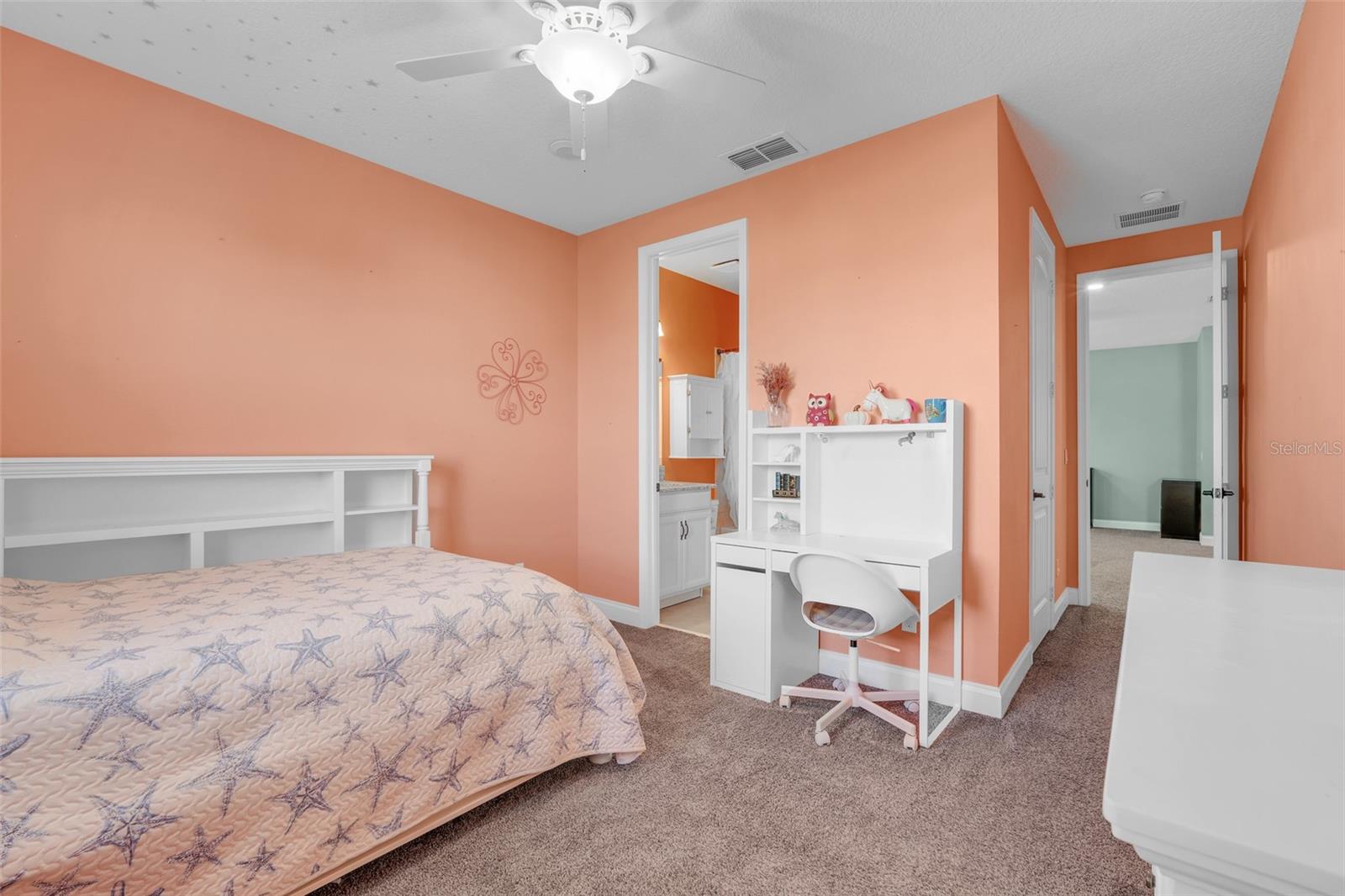 8337 VIVARO ISLE WAY