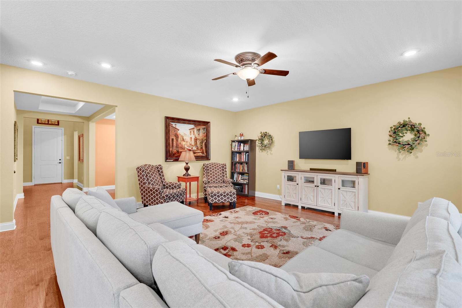 8337 VIVARO ISLE WAY