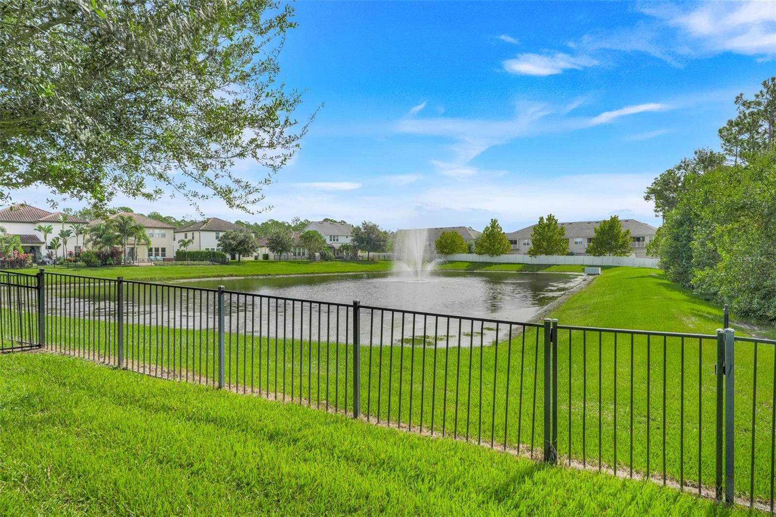 8337 VIVARO ISLE WAY