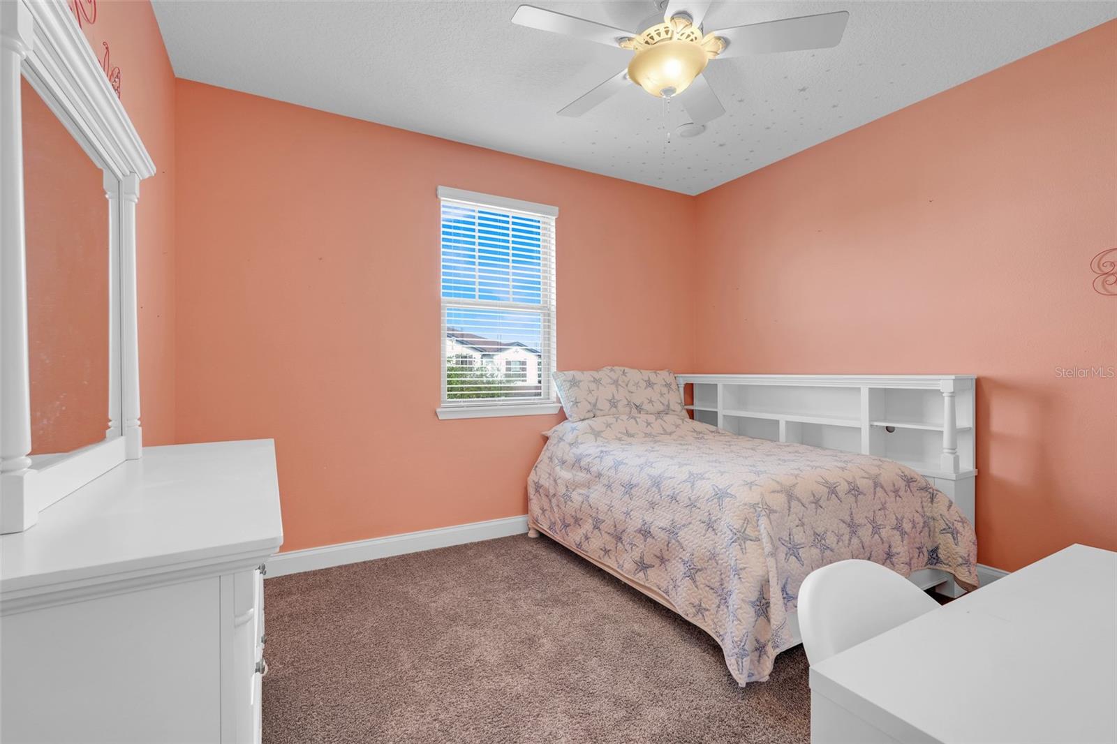 8337 VIVARO ISLE WAY