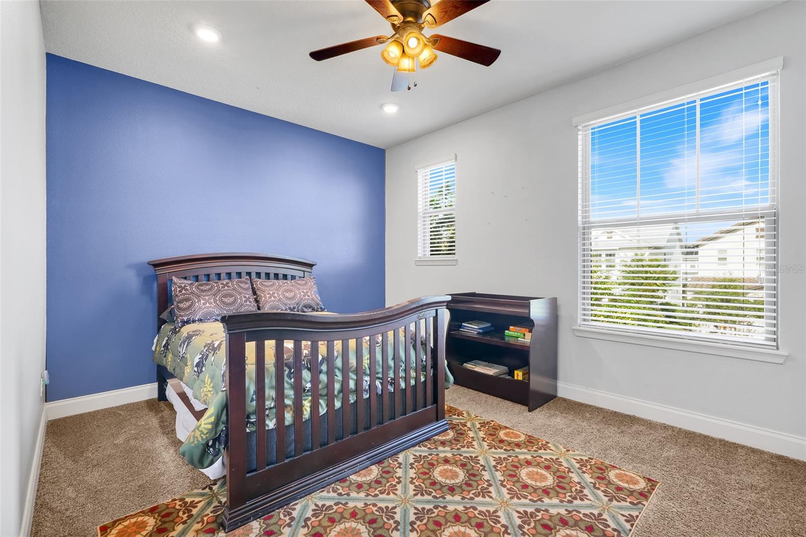 8337 VIVARO ISLE WAY