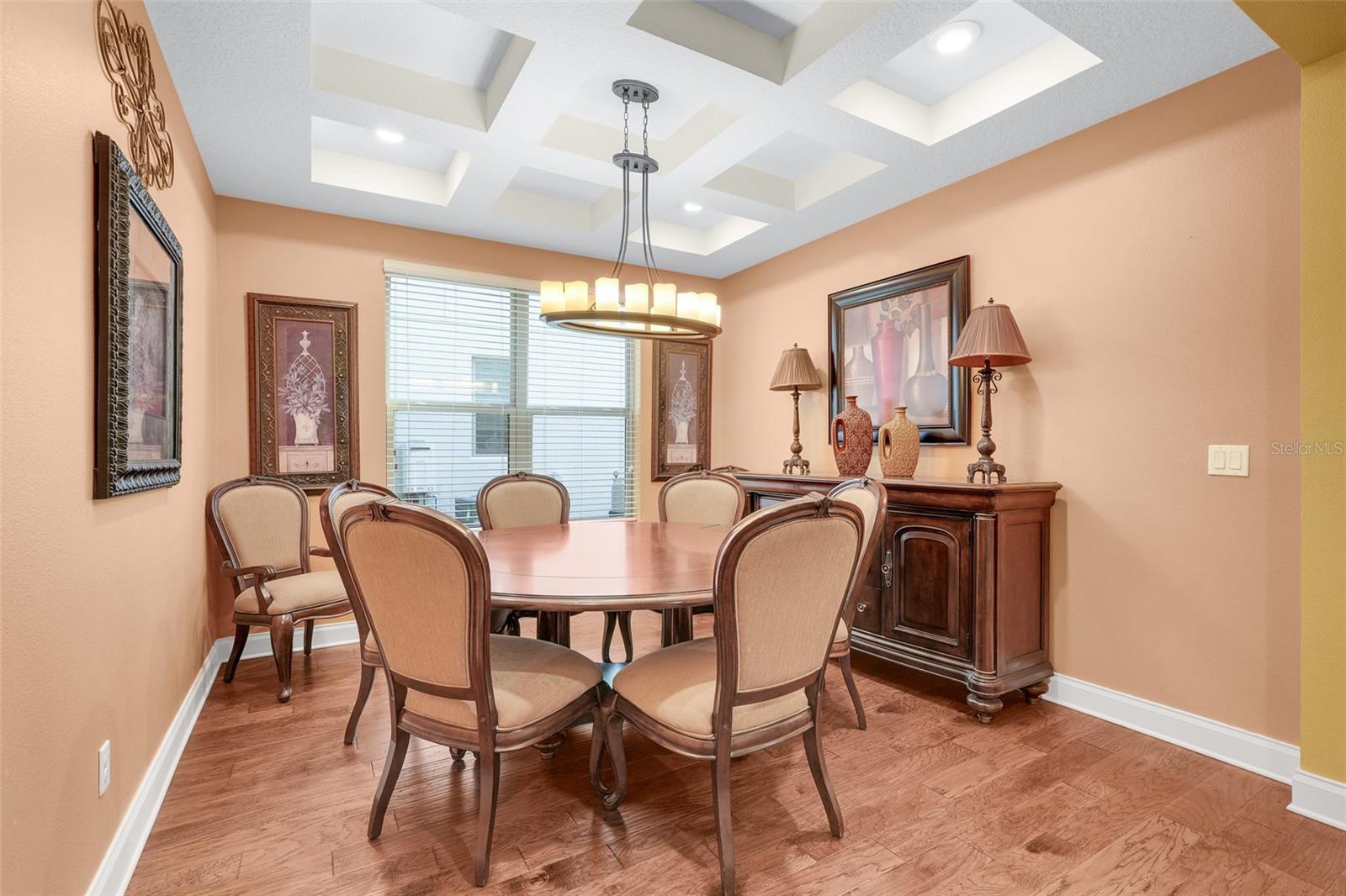 8337 VIVARO ISLE WAY