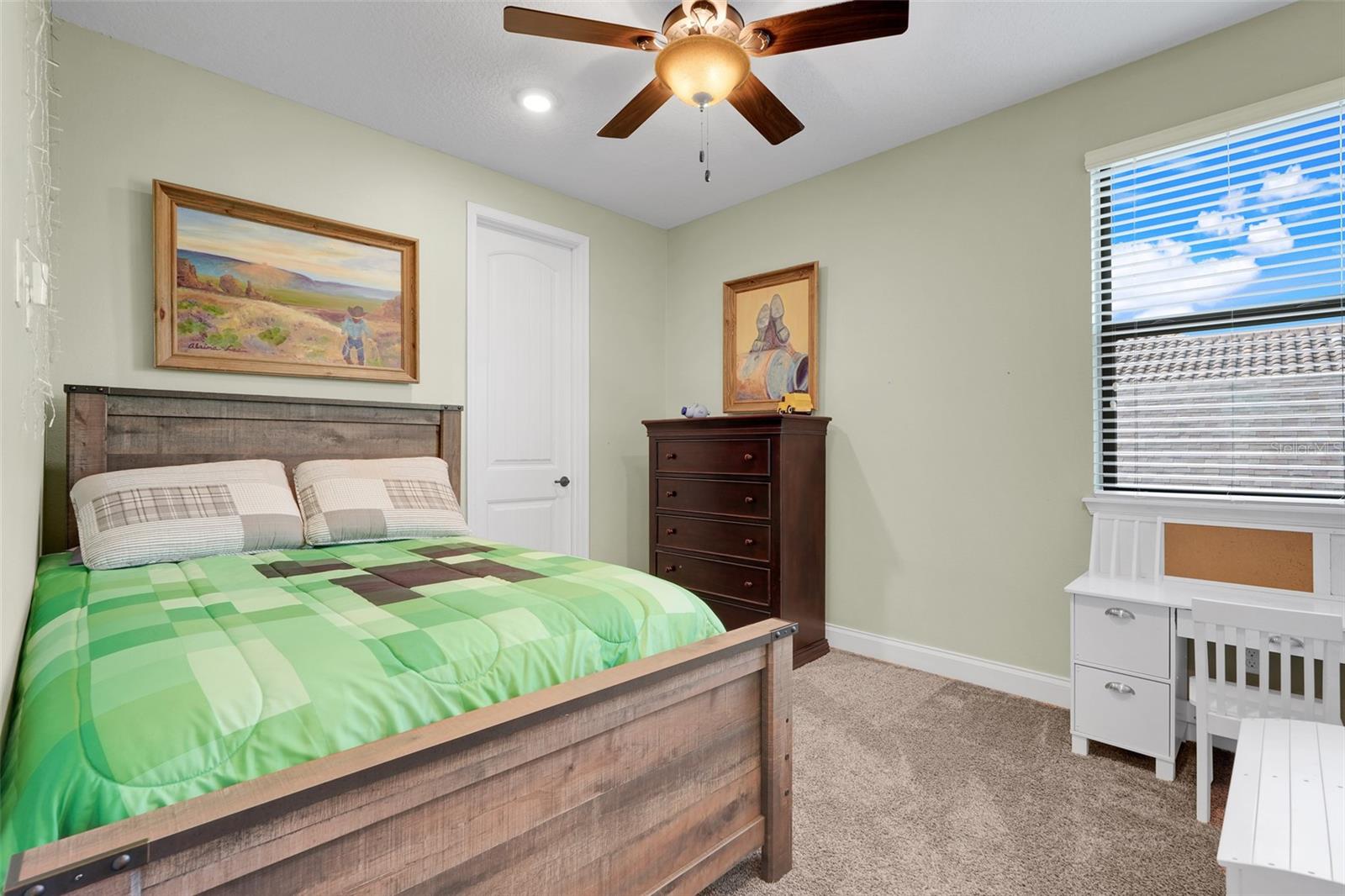 8337 VIVARO ISLE WAY