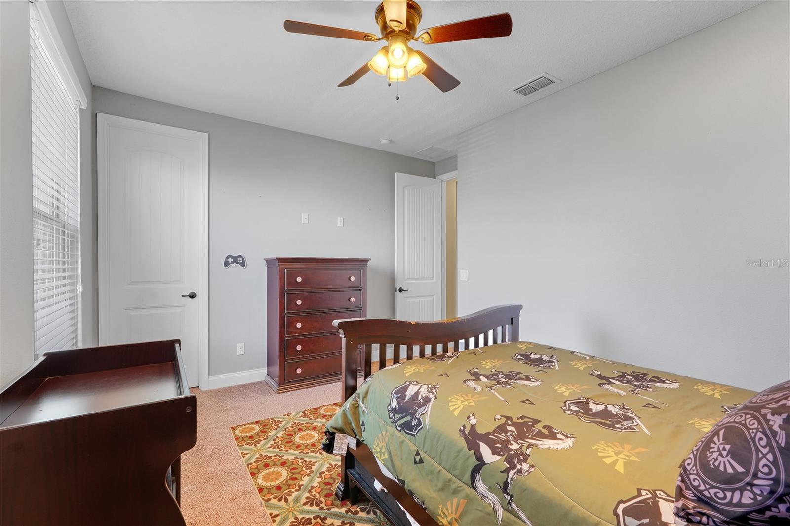 8337 VIVARO ISLE WAY