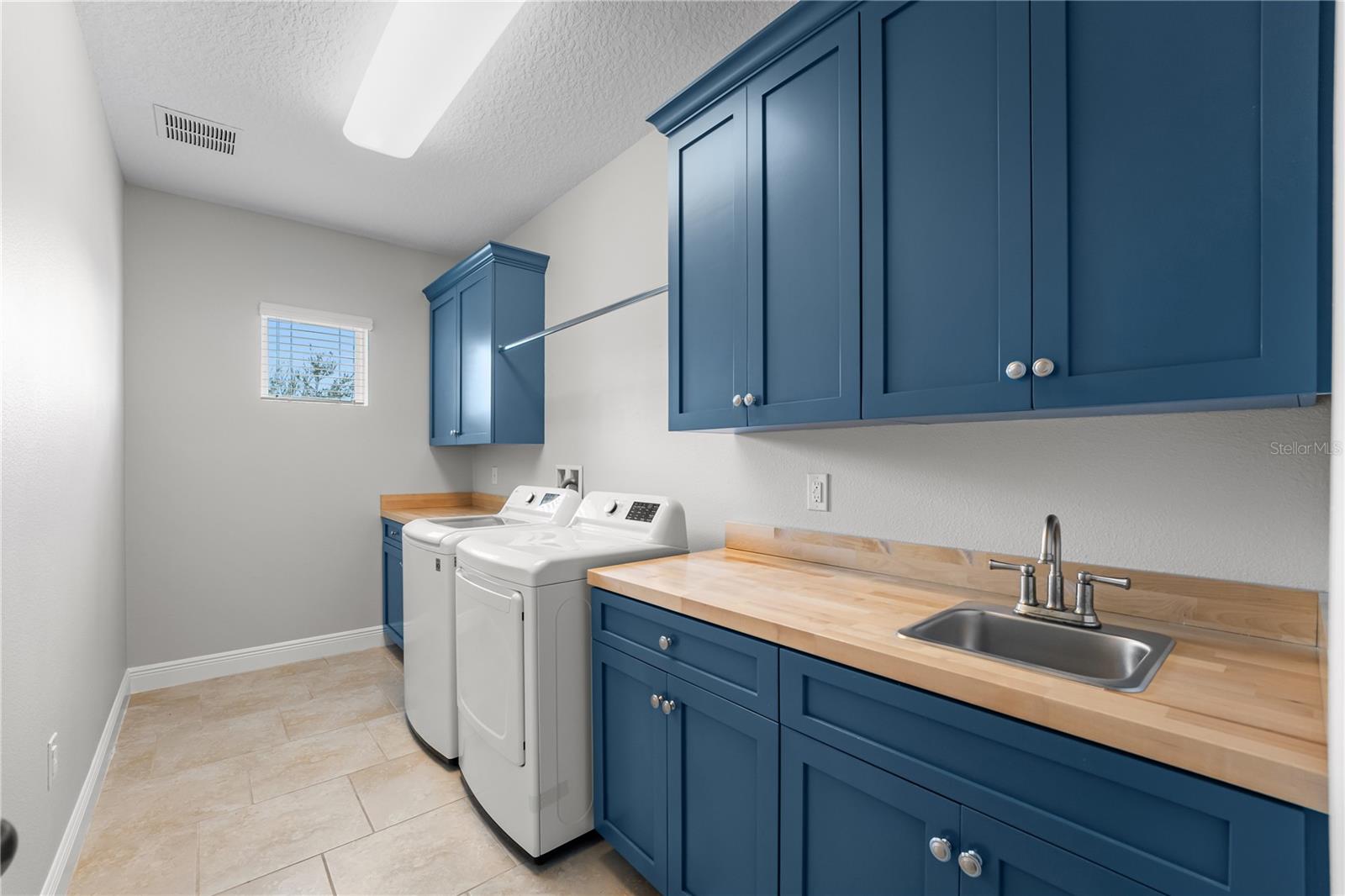 7930 Summerlake Pointe Blvd