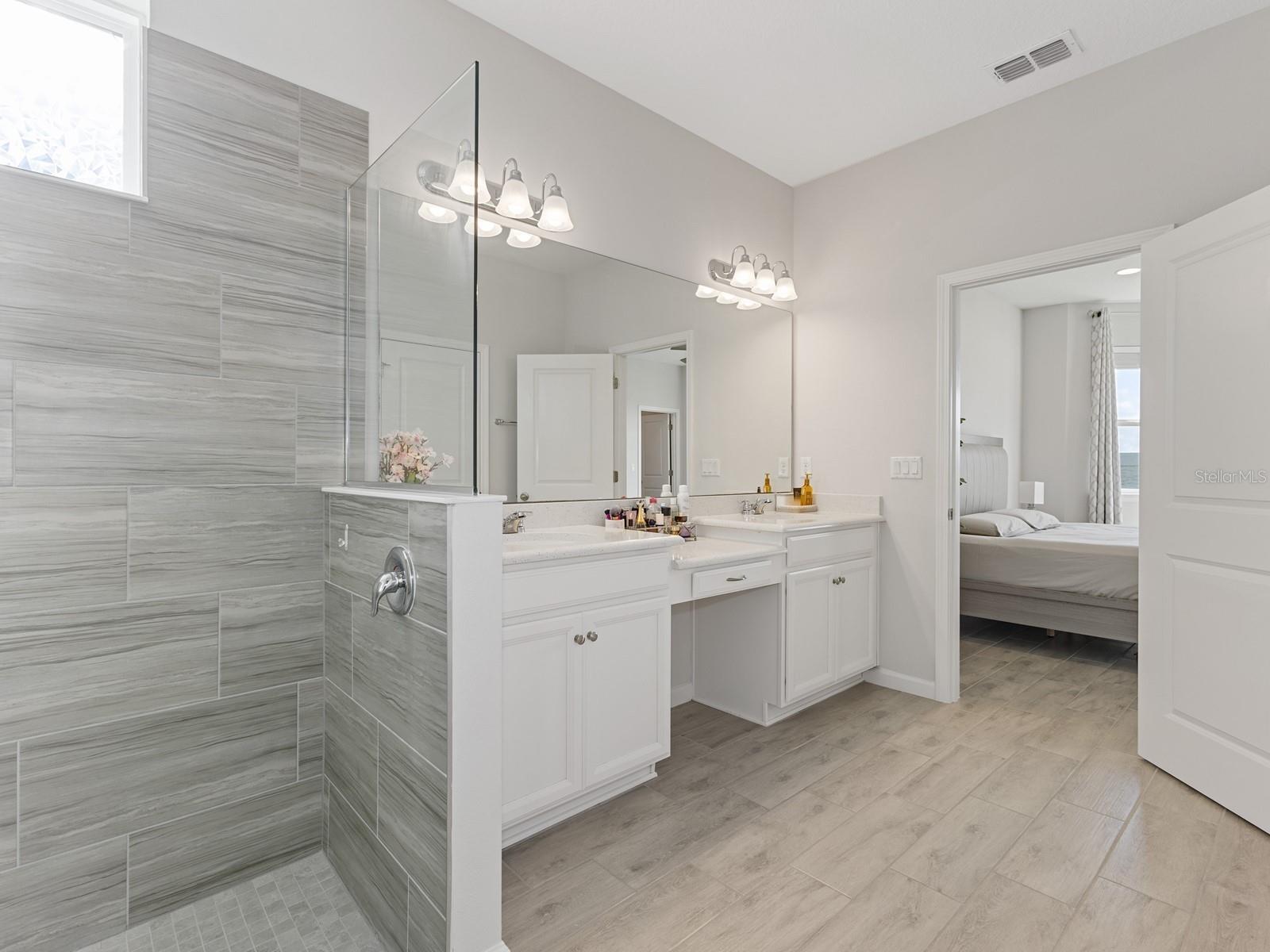 5697 Orange Orchard Dr