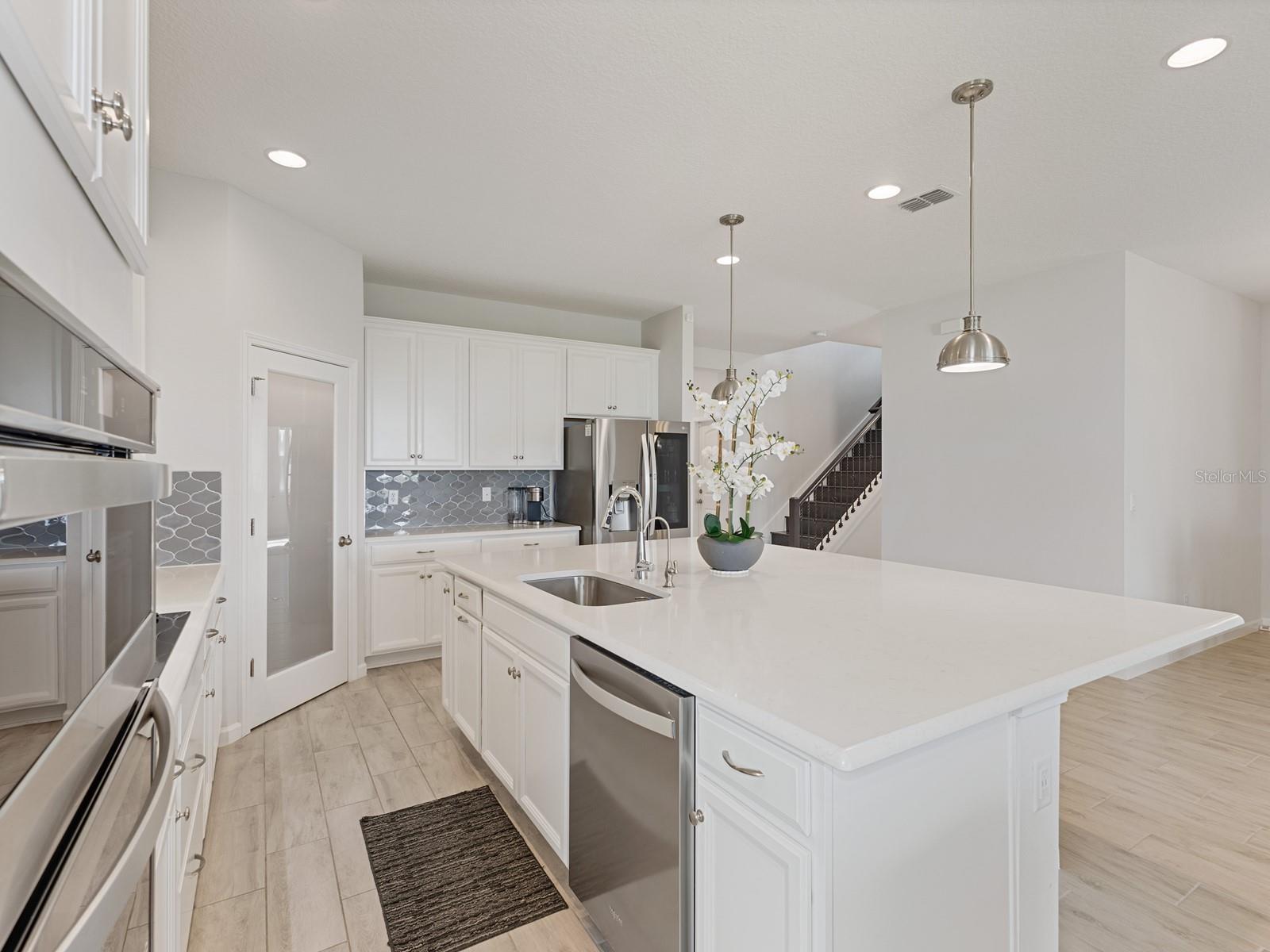 5697 Orange Orchard Dr