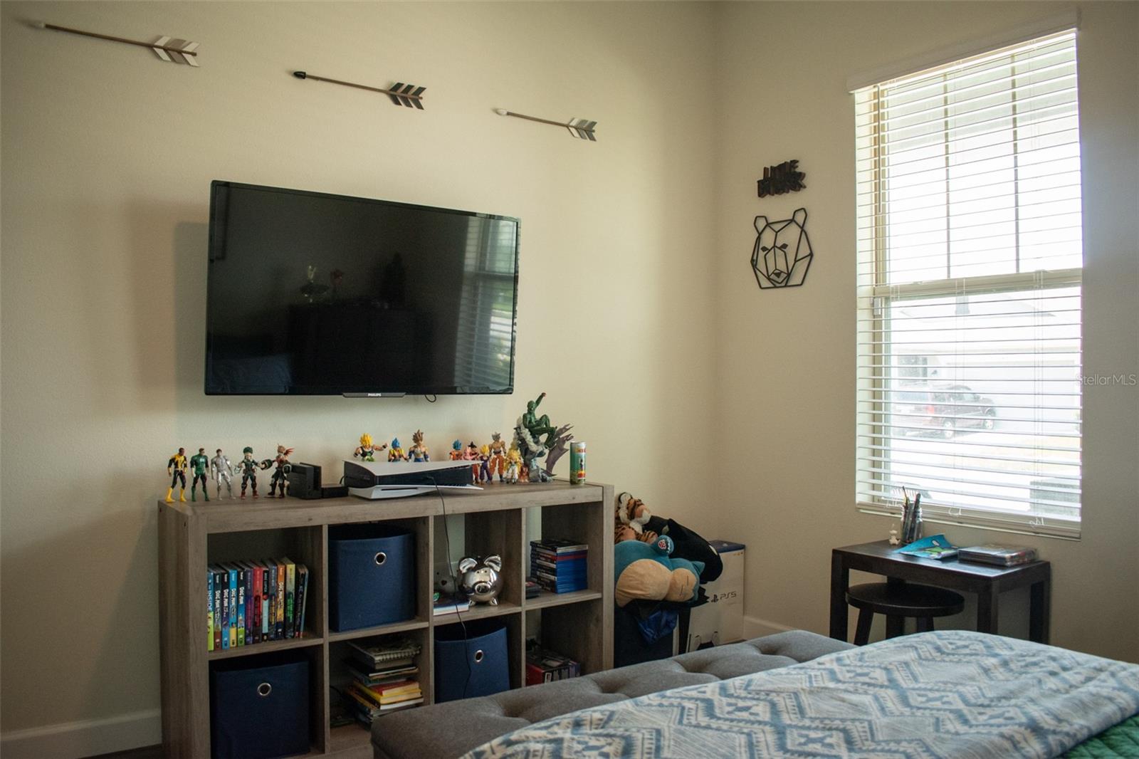 422 DANCING WATER DR