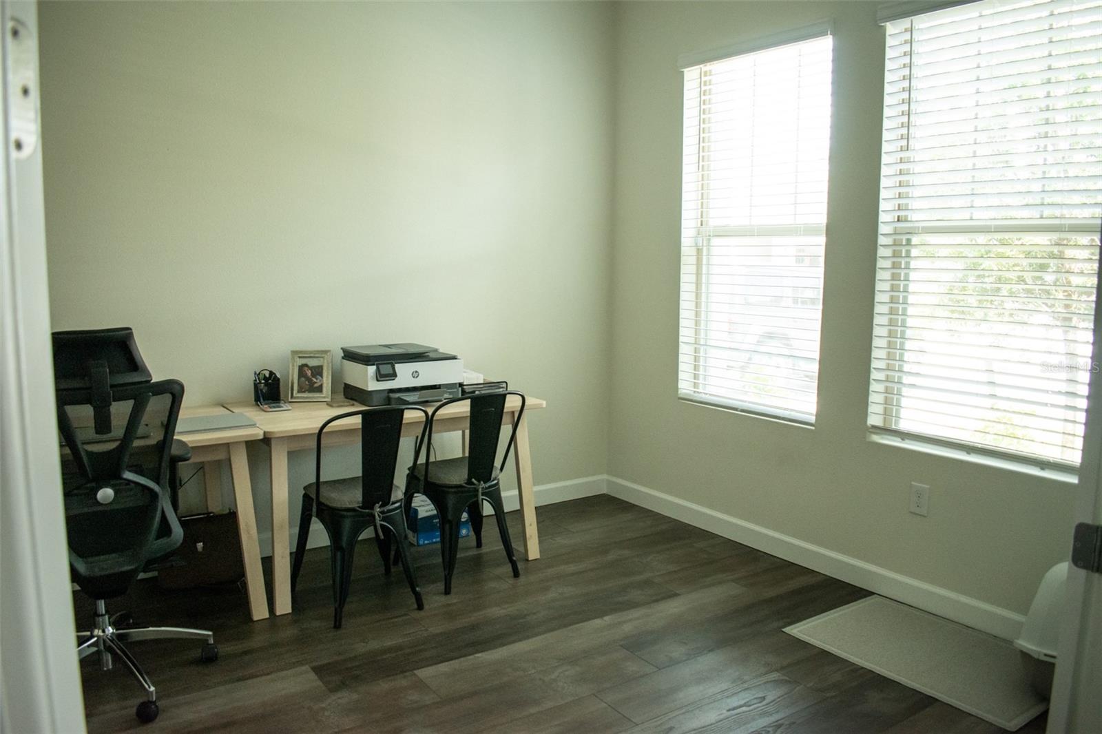 422 DANCING WATER DR