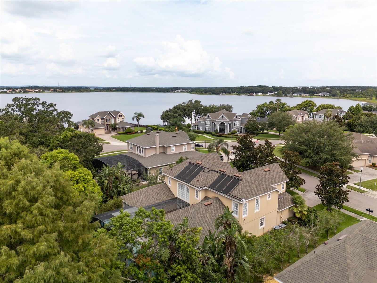 14321 Hampshire Bay Cir