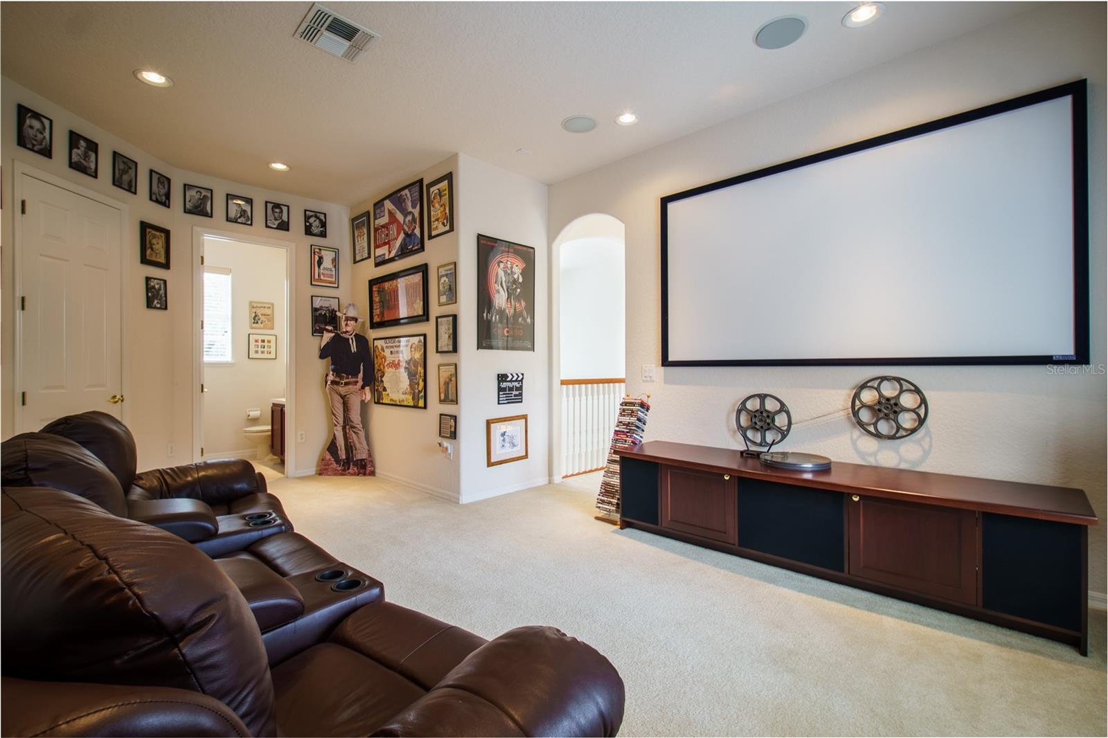 14321 Hampshire Bay Cir