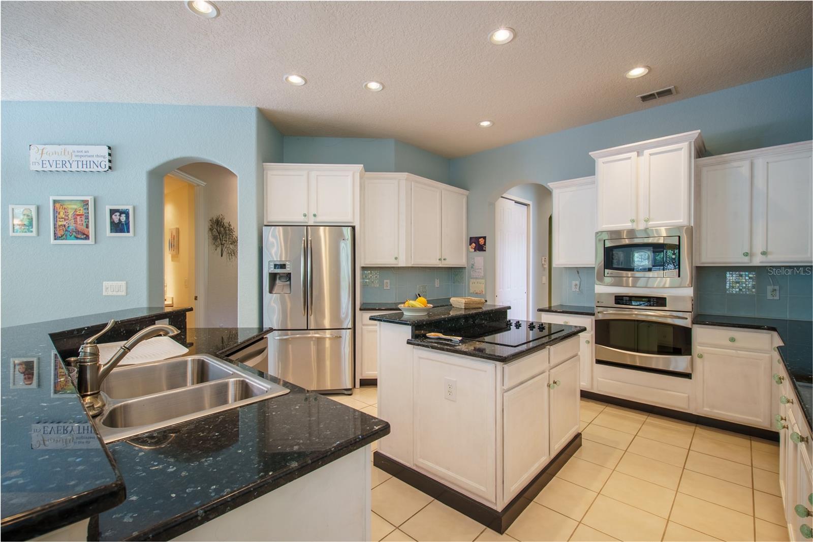 14321 Hampshire Bay Cir