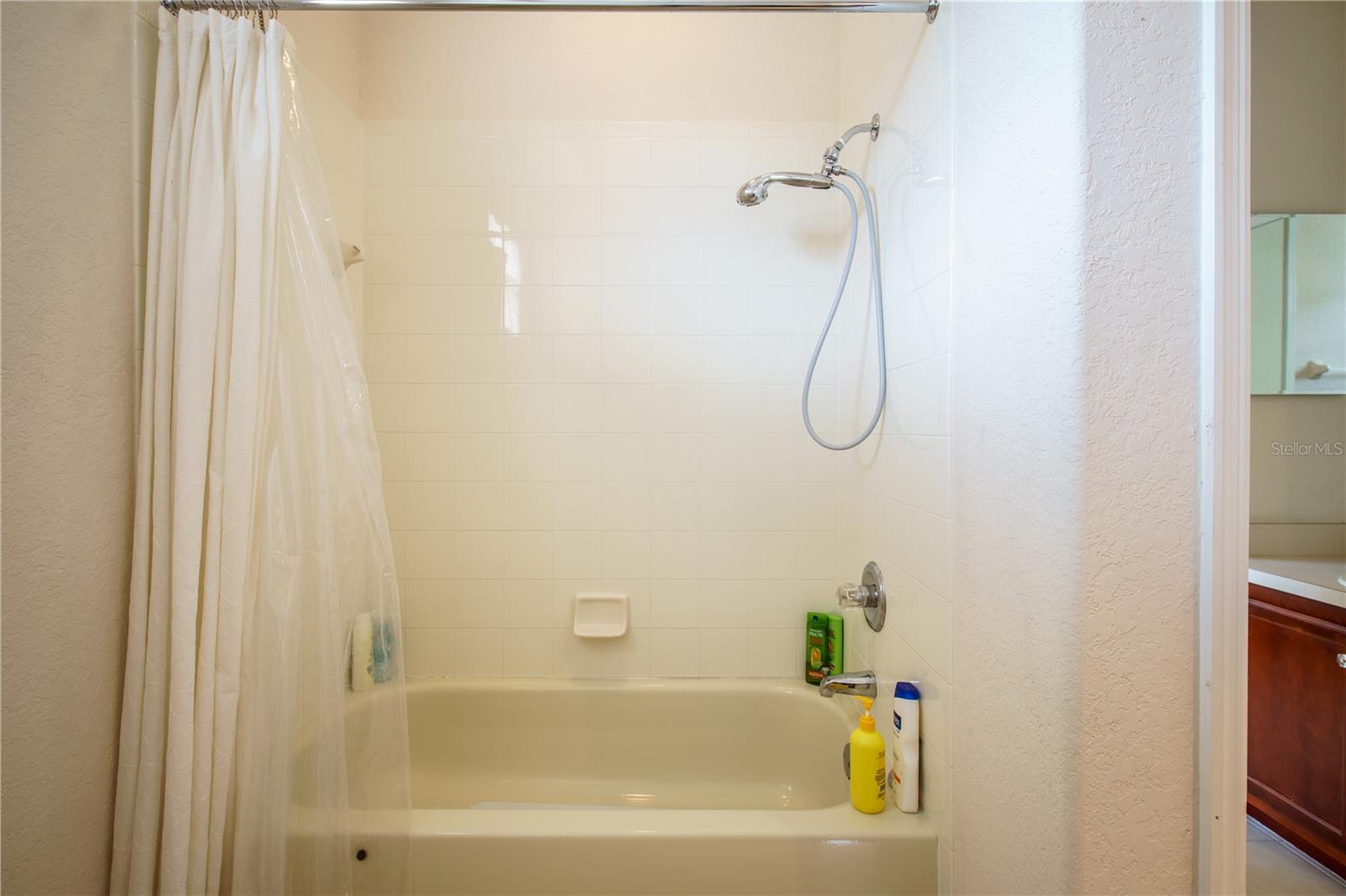 14321 Hampshire Bay Cir