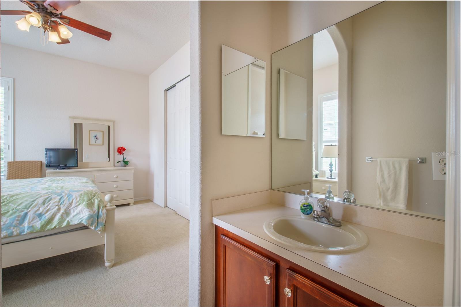 14321 Hampshire Bay Cir