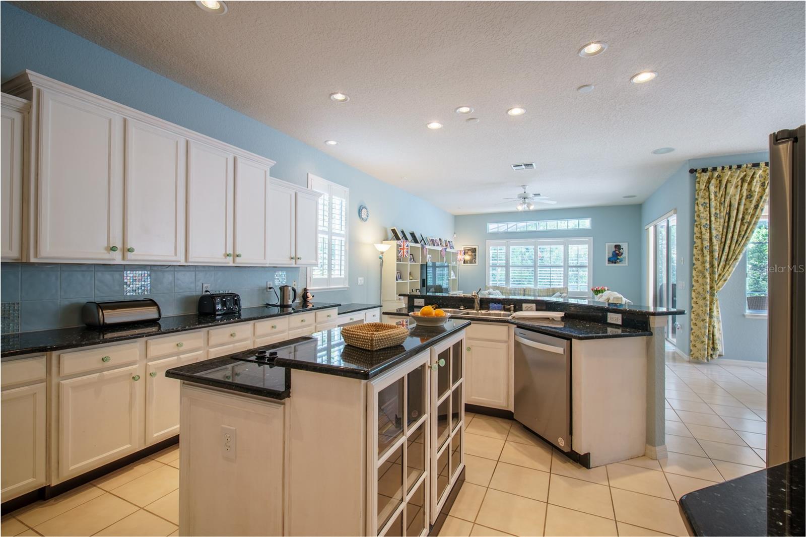 14321 Hampshire Bay Cir