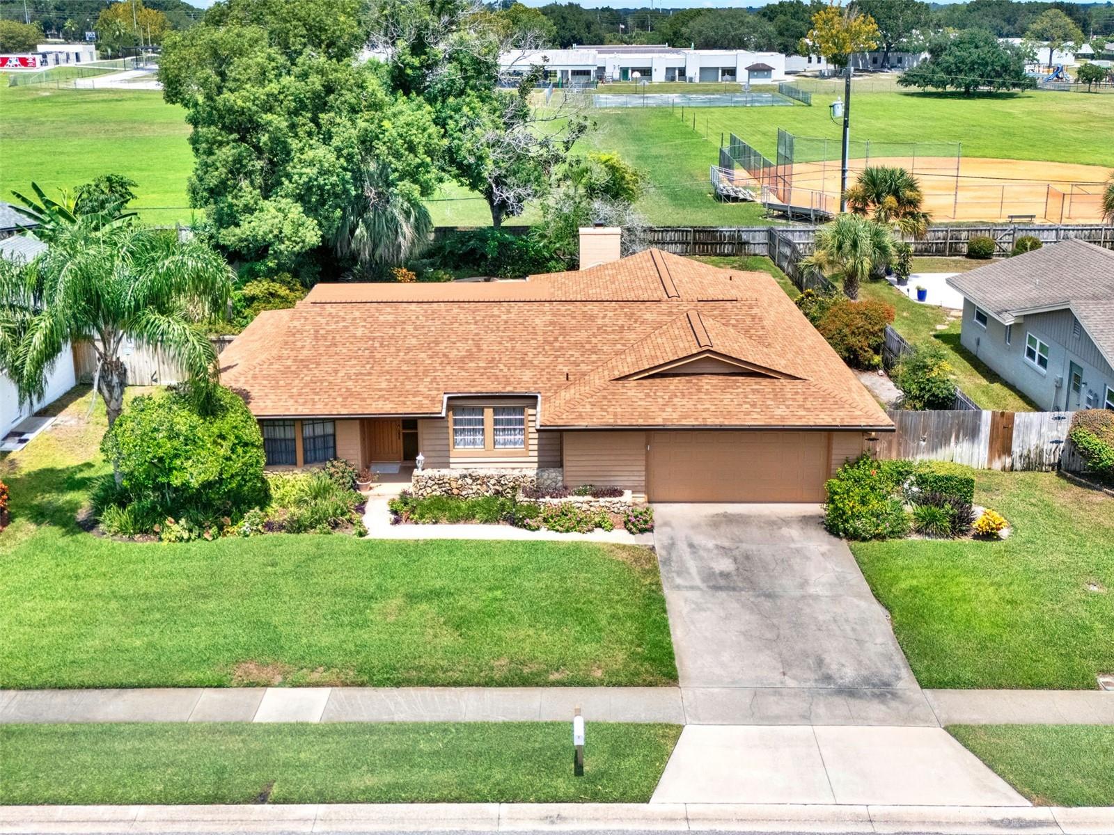 1009 Woodall Dr