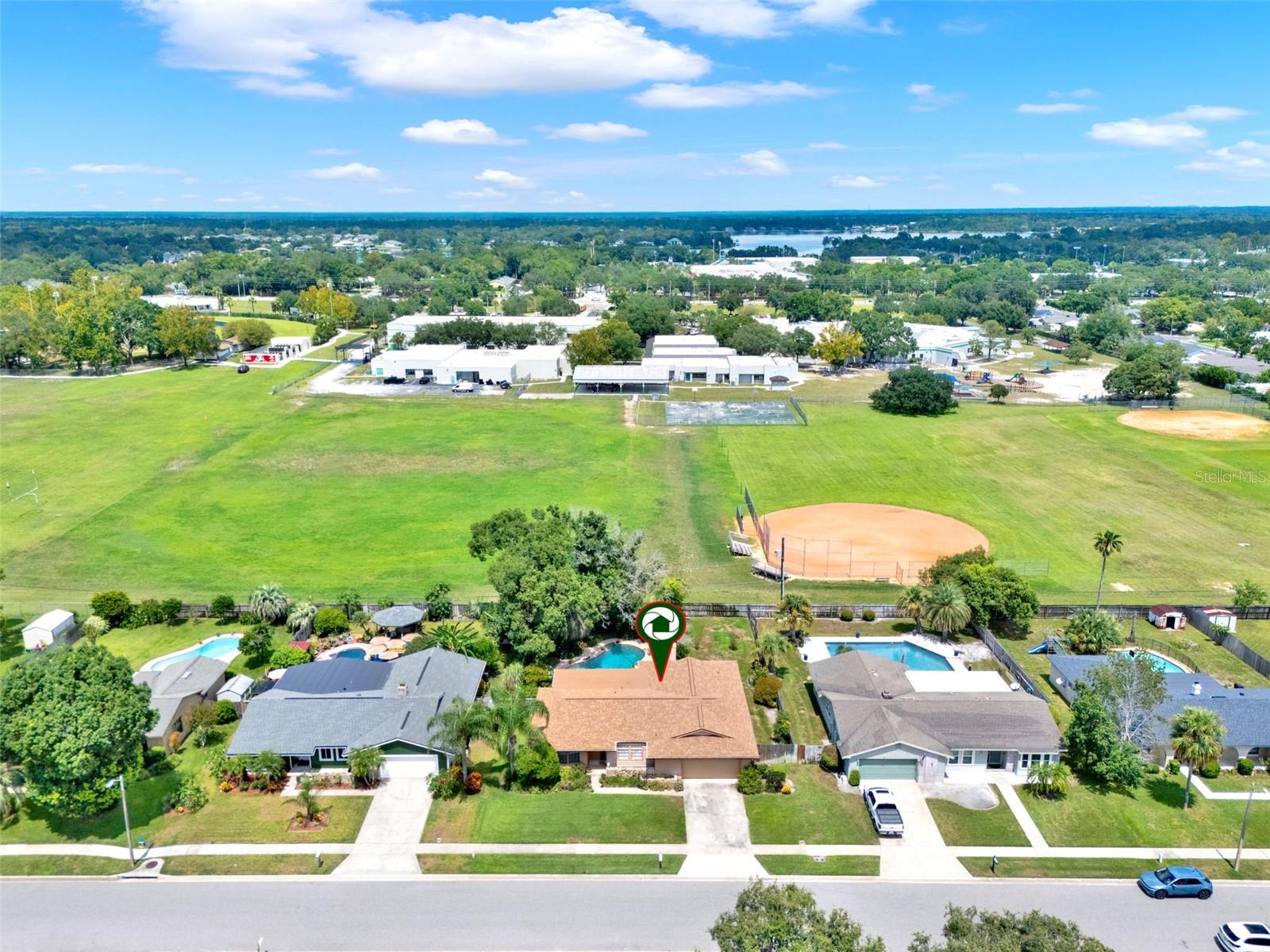 1009 Woodall Dr