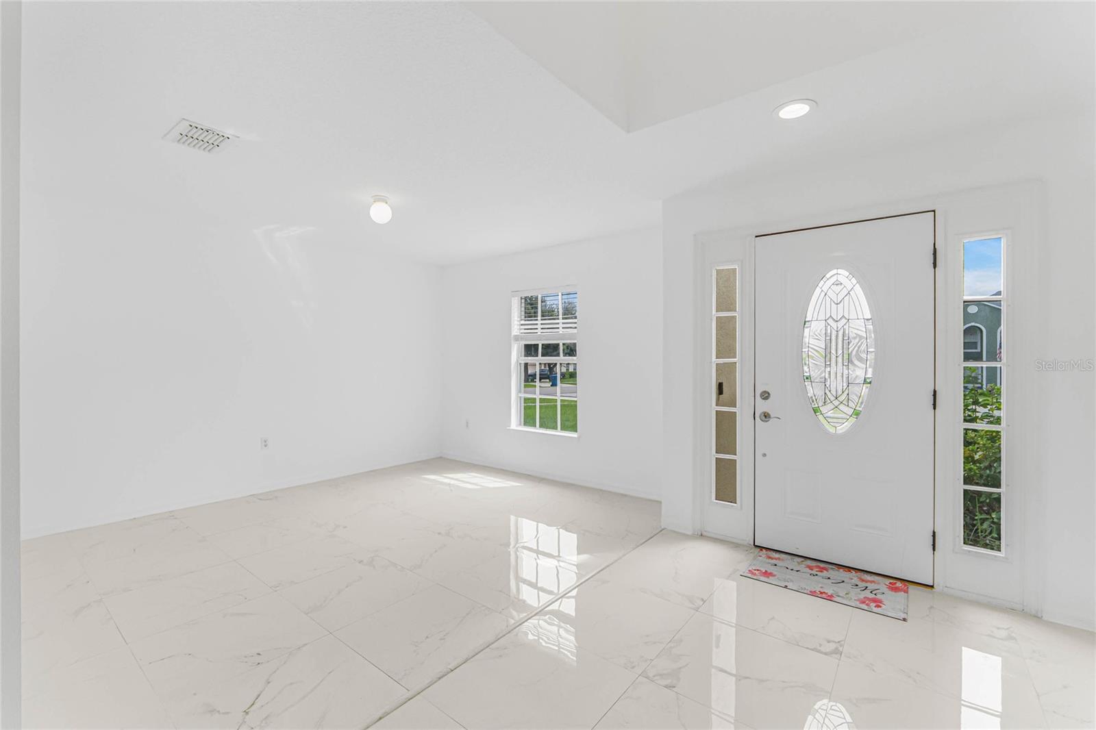1961 Thorngate Ln