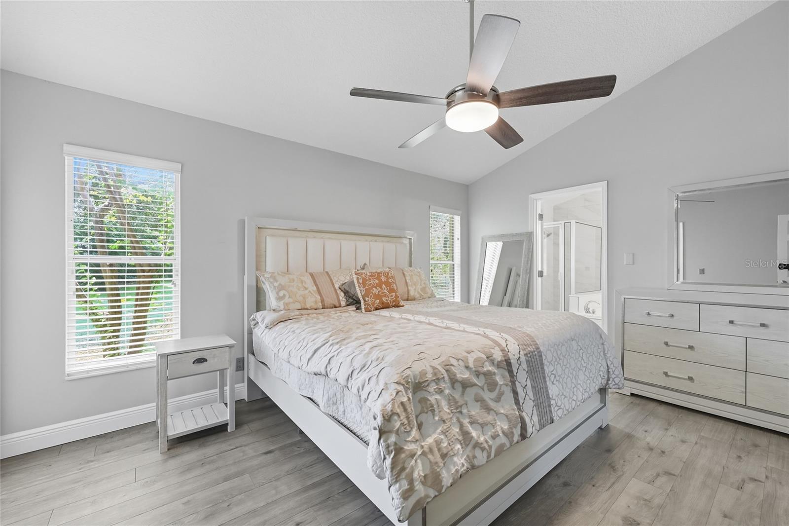 7832 Rollingridge Ct