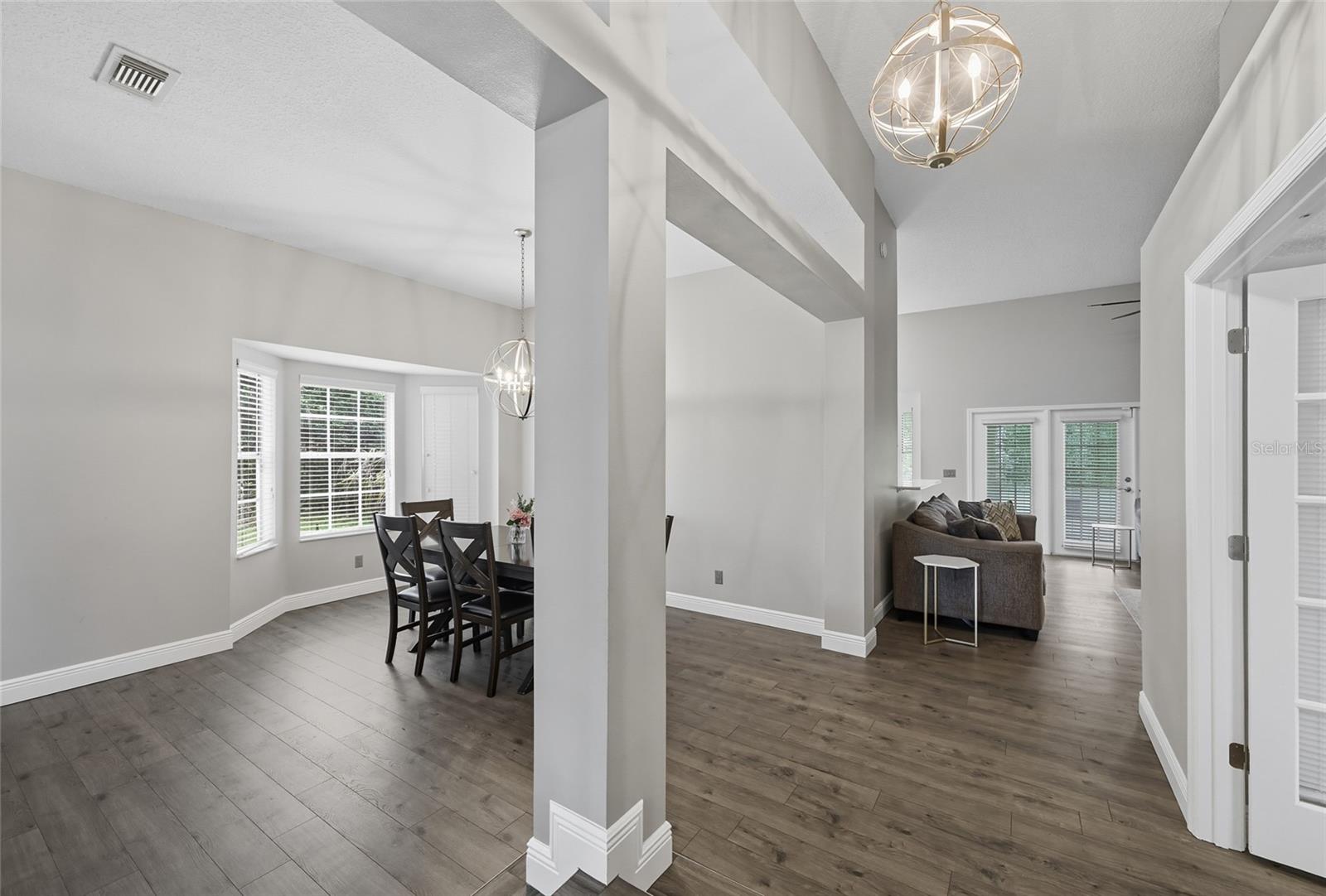 7832 Rollingridge Ct