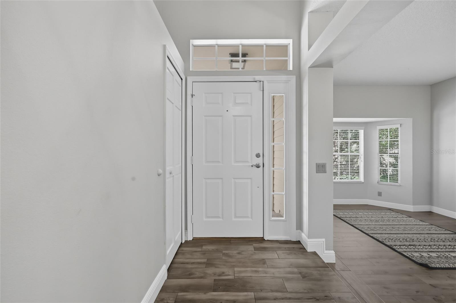 7832 Rollingridge Ct