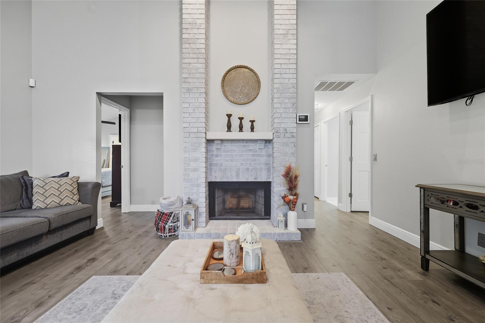 7832 Rollingridge Ct