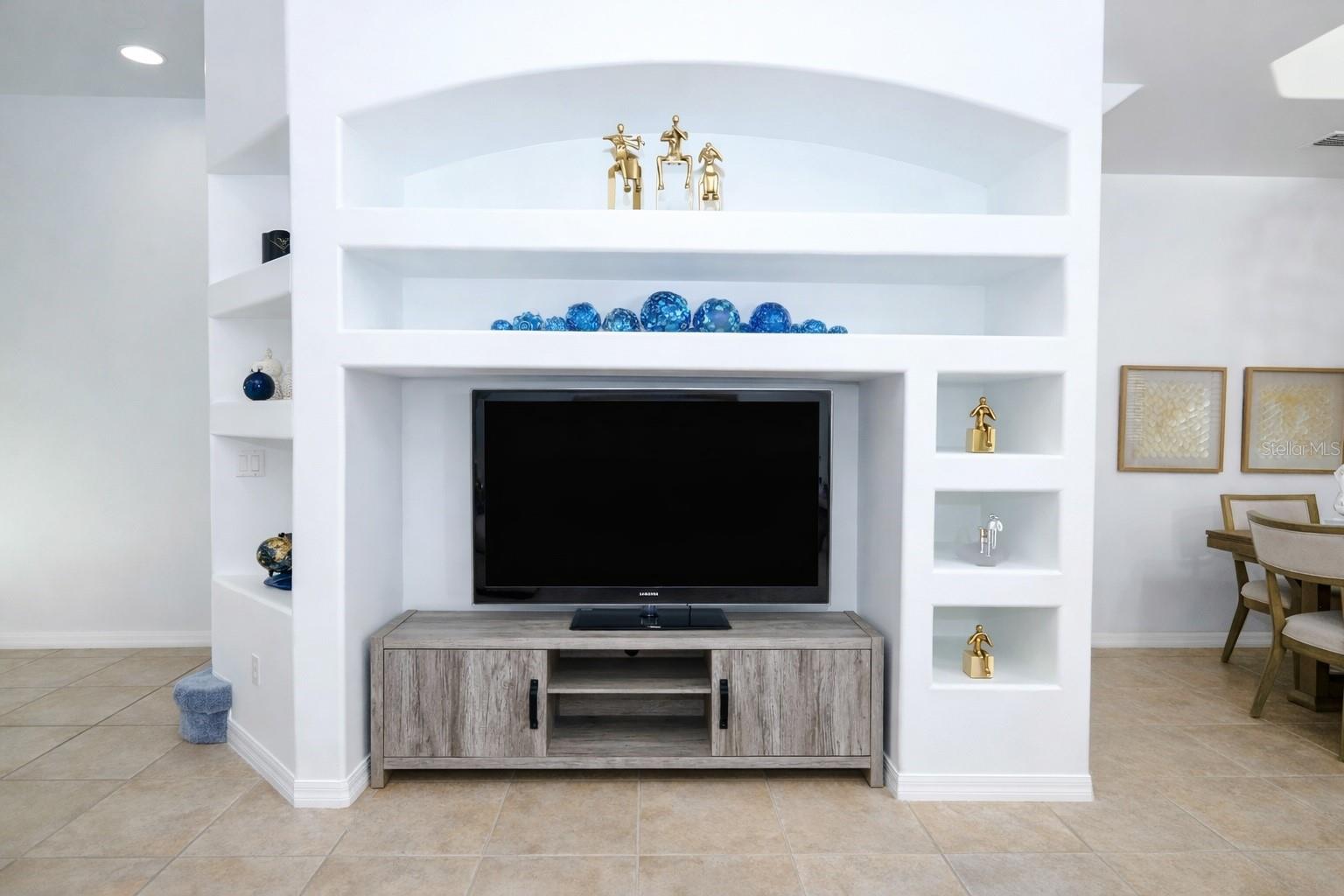 8766 THE ESPLANADE #23