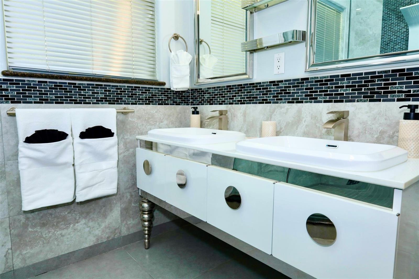 8766 THE ESPLANADE #23