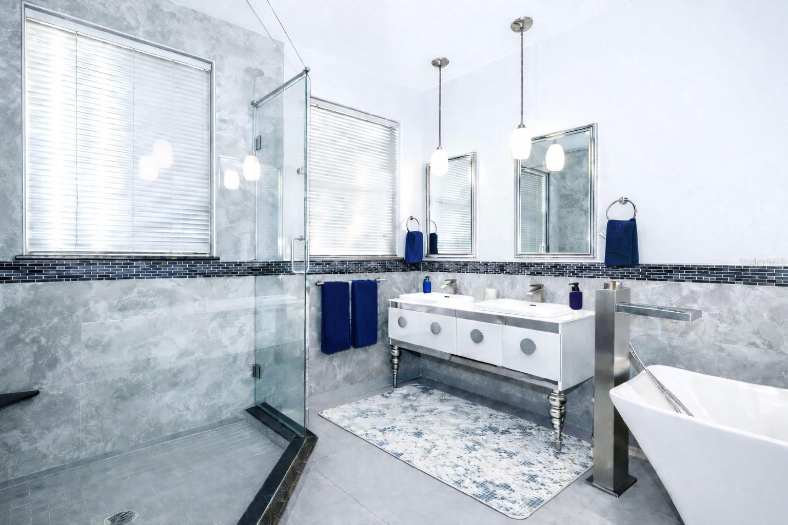 8766 THE ESPLANADE #23