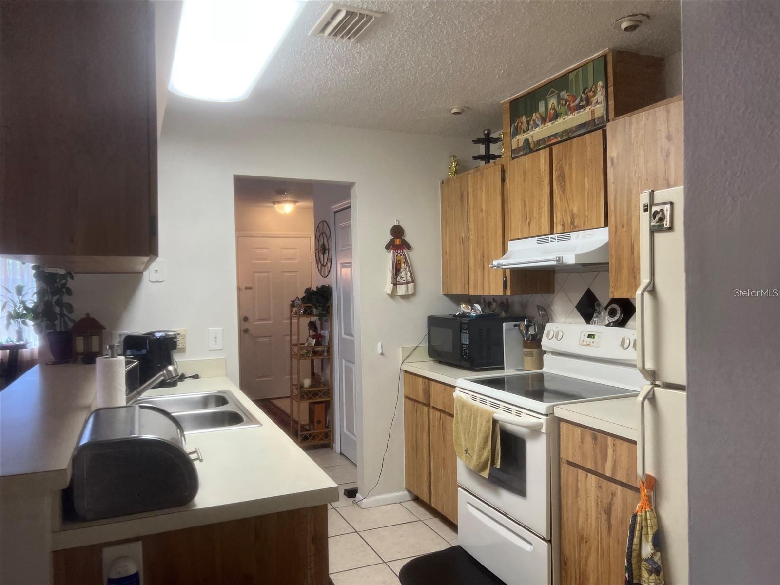 4110 FORRESTAL AVE