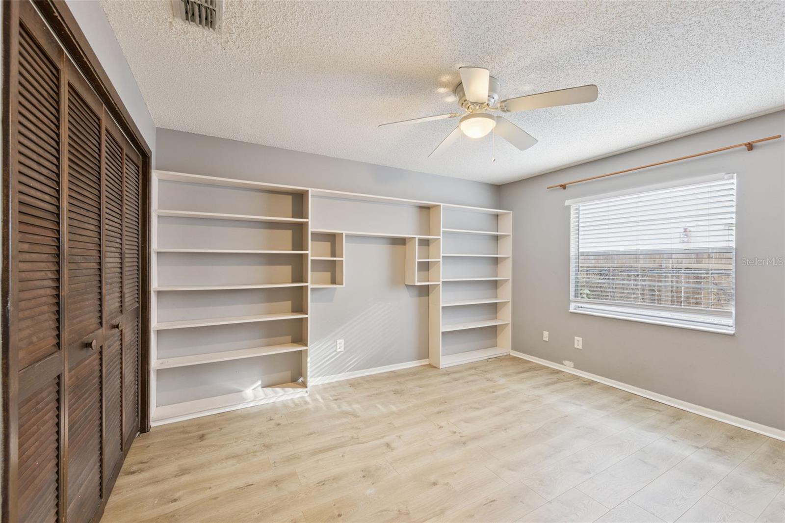 3840 TRAM CT