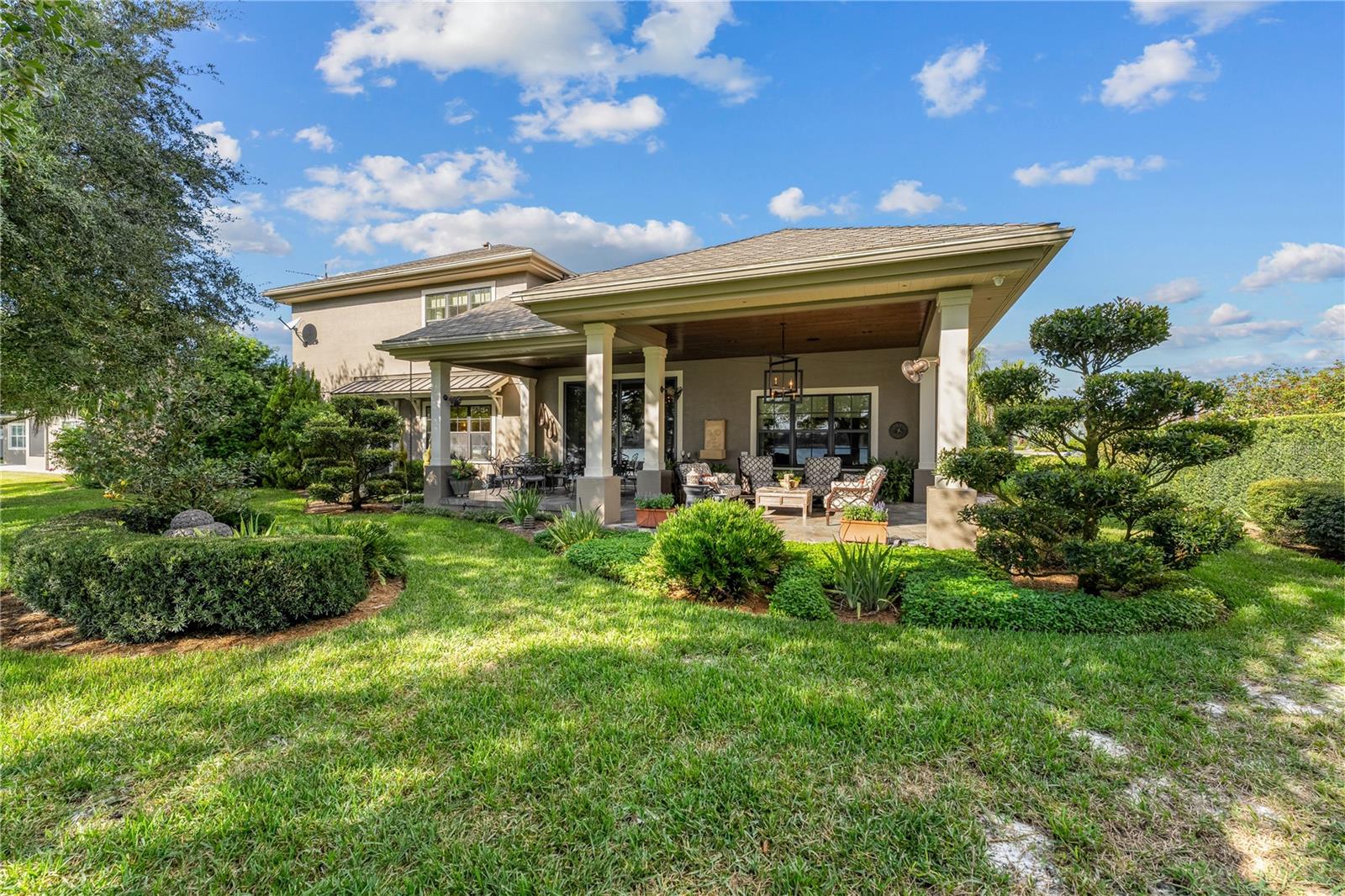 414 MEANDERING WAY