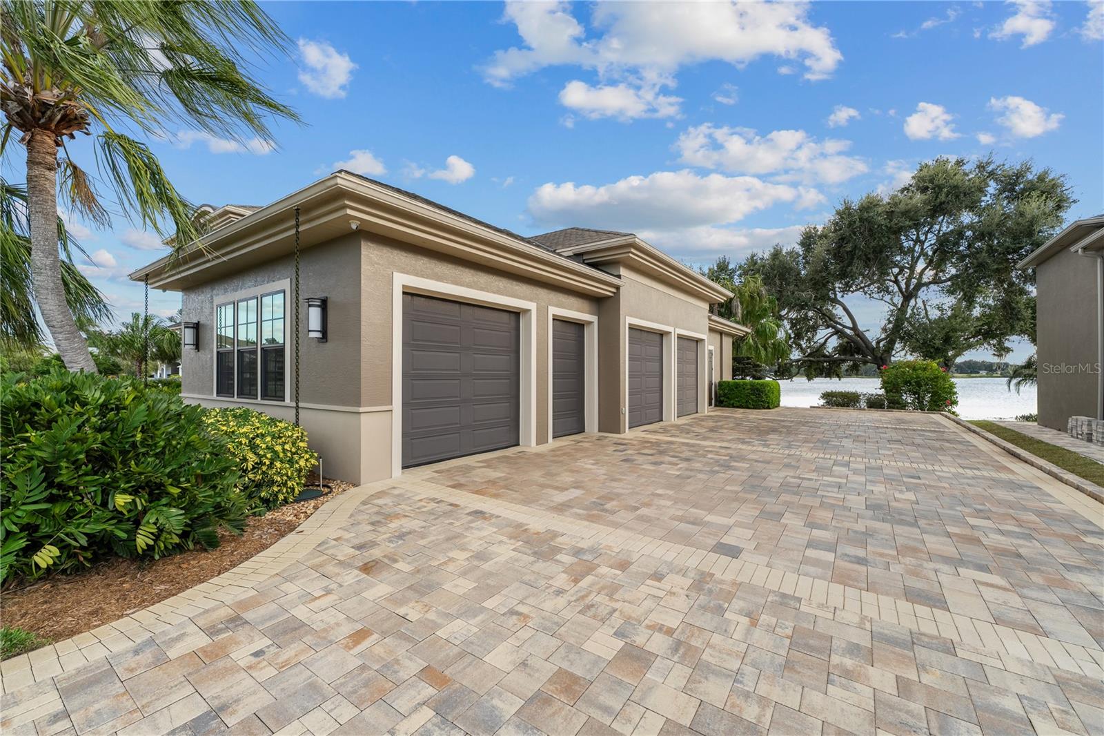 414 MEANDERING WAY