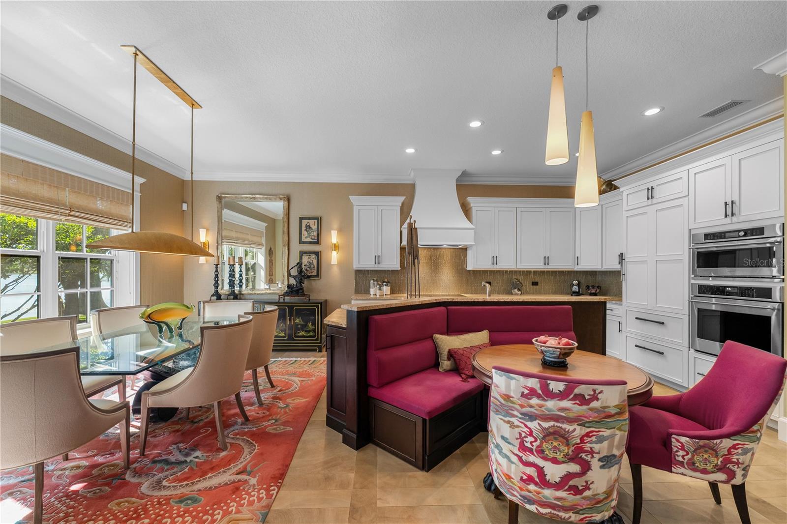 414 MEANDERING WAY