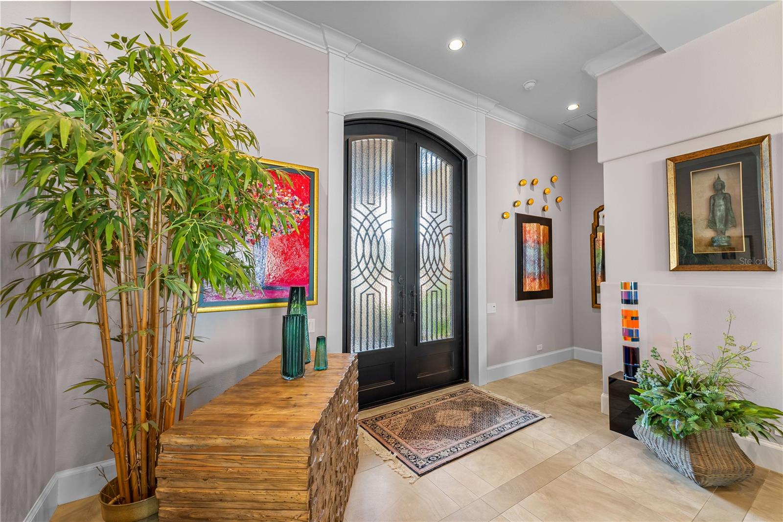 414 MEANDERING WAY