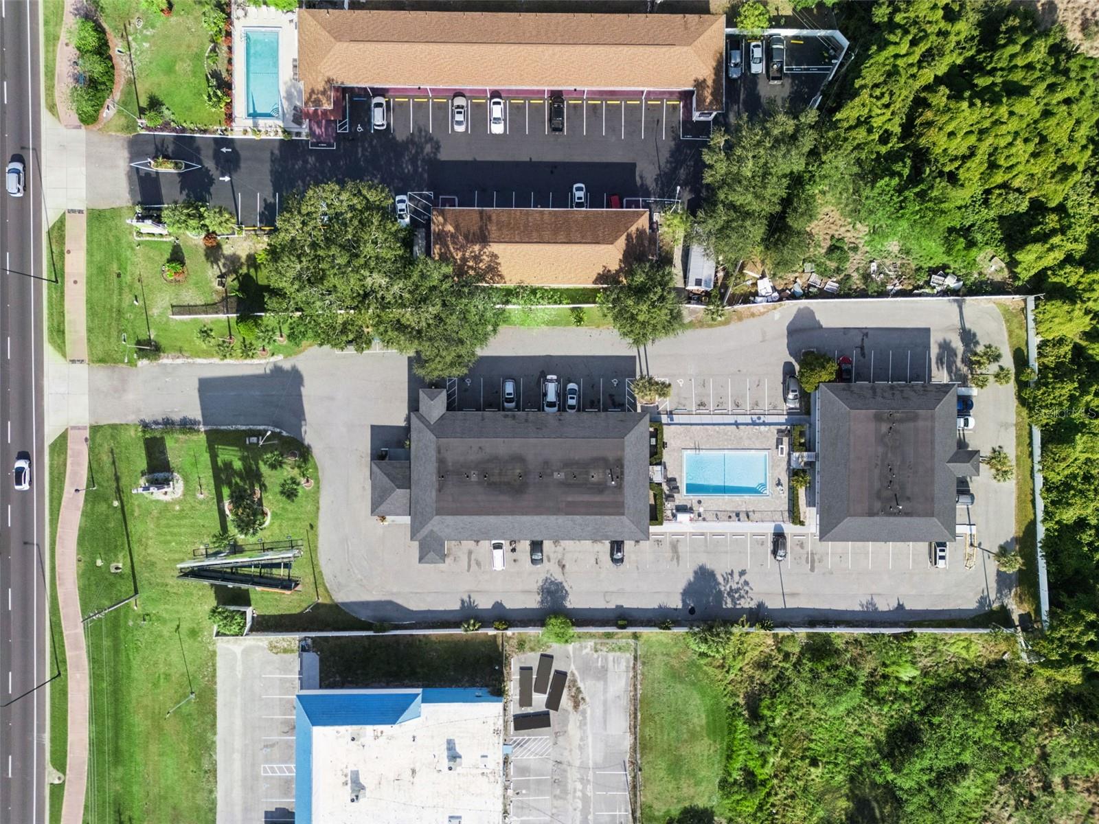 4643 W IRLO BRONSON MEMORIAL HWY