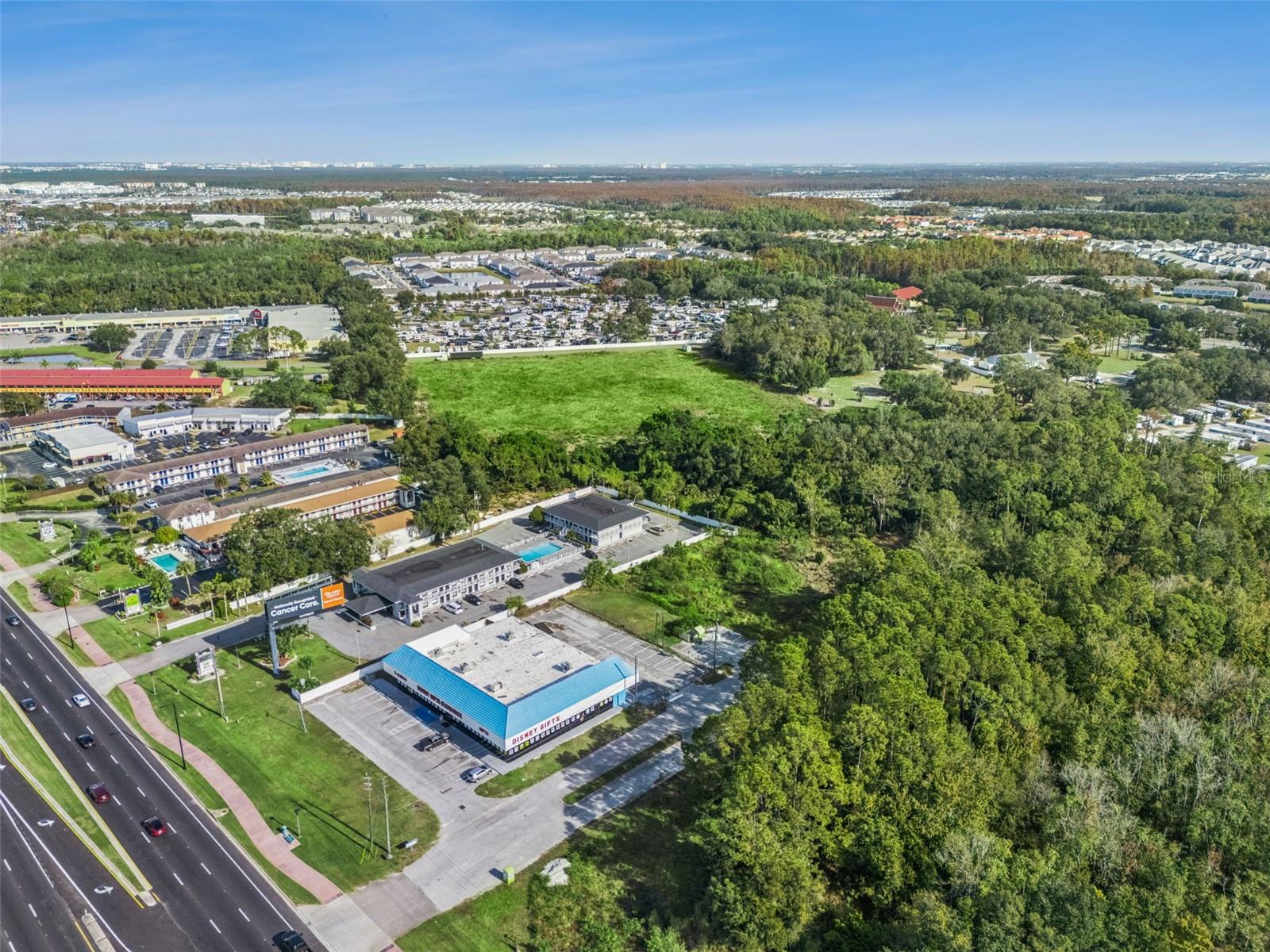 4643 W IRLO BRONSON MEMORIAL HWY