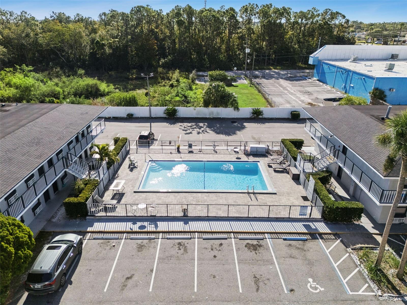 4643 W IRLO BRONSON MEMORIAL HWY